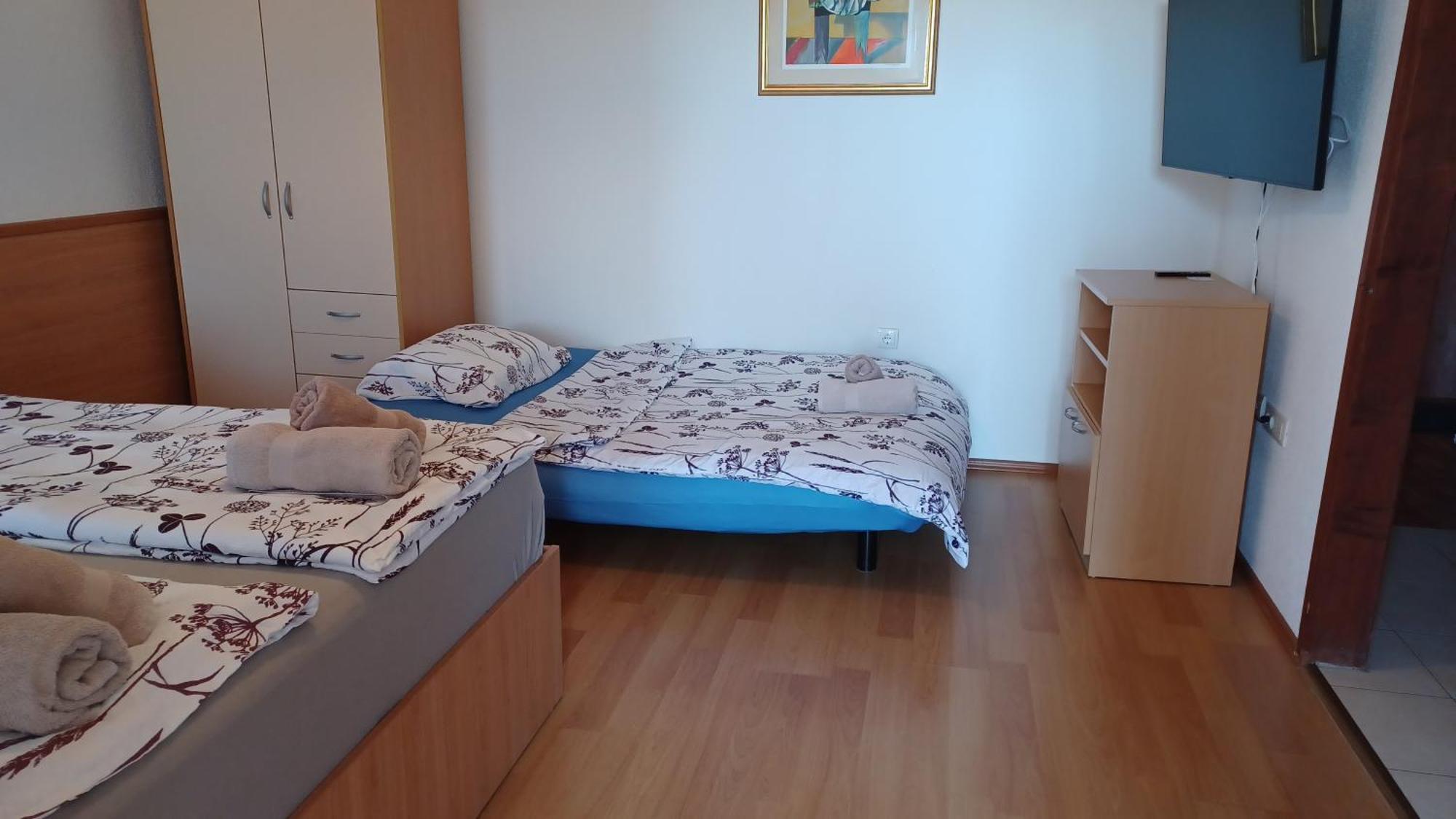 Apartments Villa Adamovic Умаг Стая снимка
