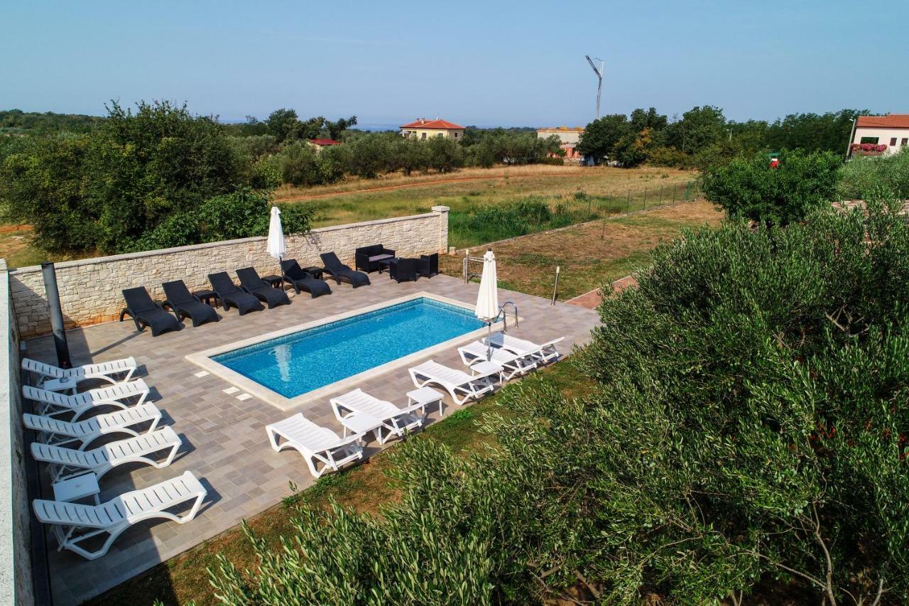 Apartments Villa Adamovic Умаг Екстериор снимка